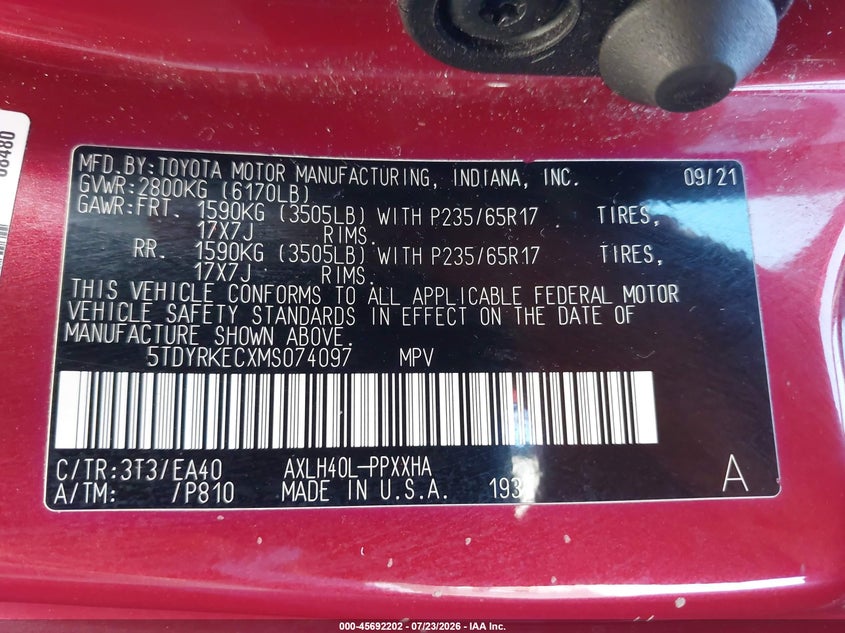 2021 Toyota Sienna VIN 5TDYRKECXMS074097 IAAI salvage auction — FRONT END, Salvage Title, sold $8,600 on 2026-08-23 (photo 9)