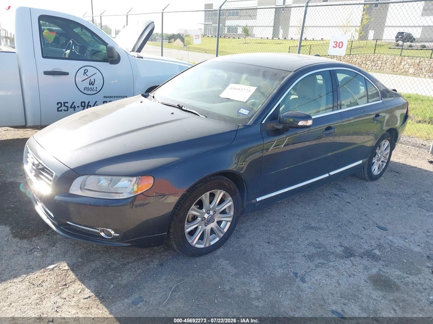 2011 Volvo S80 VIN YV1952AS5B1147538 IAAI salvage auction — REAR END, Salvage (Texas), sold $550 on 2026-08-11 (photo 2)
