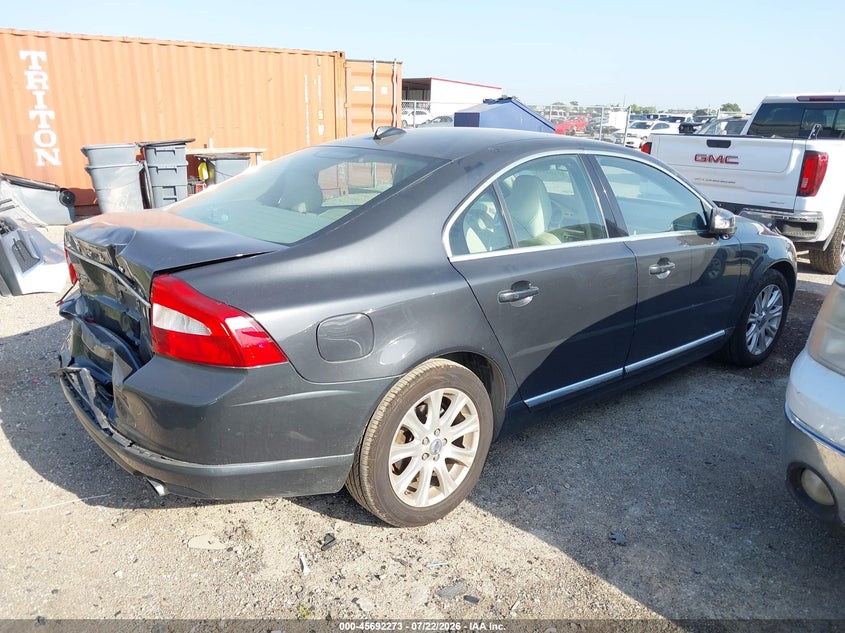 2011 Volvo S80 VIN YV1952AS5B1147538 IAAI salvage auction — REAR END, Salvage (Texas), sold $550 on 2026-08-11 (photo 4)