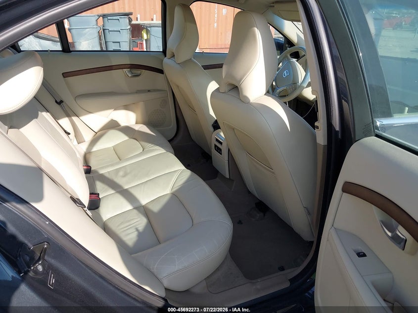 2011 Volvo S80 VIN YV1952AS5B1147538 IAAI salvage auction — REAR END, Salvage (Texas), sold $550 on 2026-08-11 (photo 8)