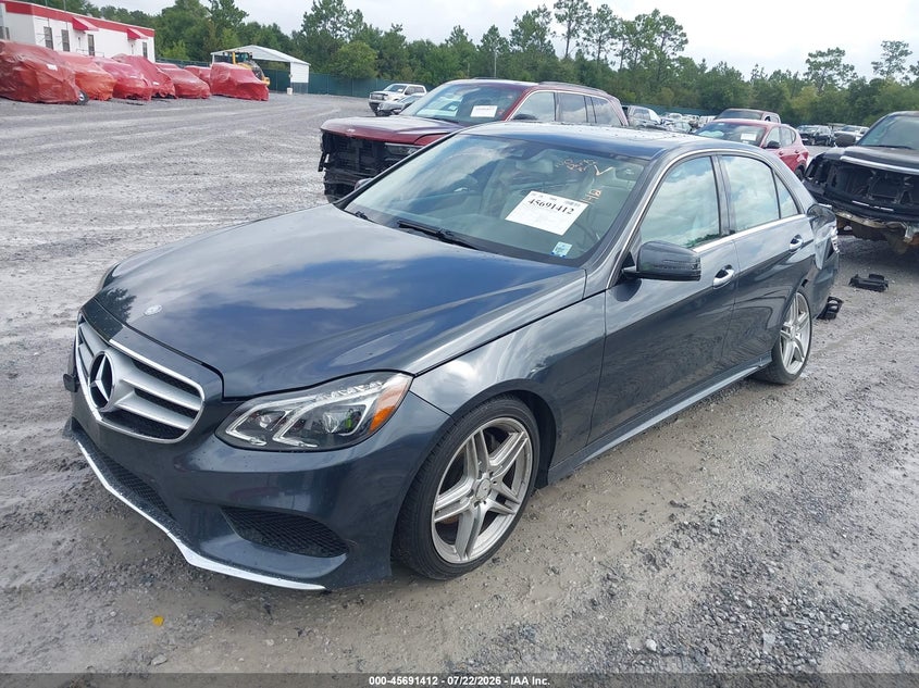 2014 Mercedes-benz E-klasse VIN WDDHF5KB5EA885364 IAAI salvage auction — LEFT REAR, Salvage Title, sold $3,150 on 2026-08-20 (photo 2)
