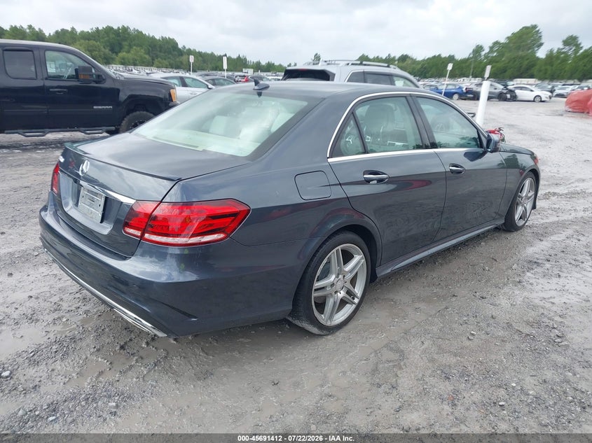 2014 Mercedes-benz E-klasse VIN WDDHF5KB5EA885364 IAAI salvage auction — LEFT REAR, Salvage Title, sold $3,150 on 2026-08-20 (photo 4)