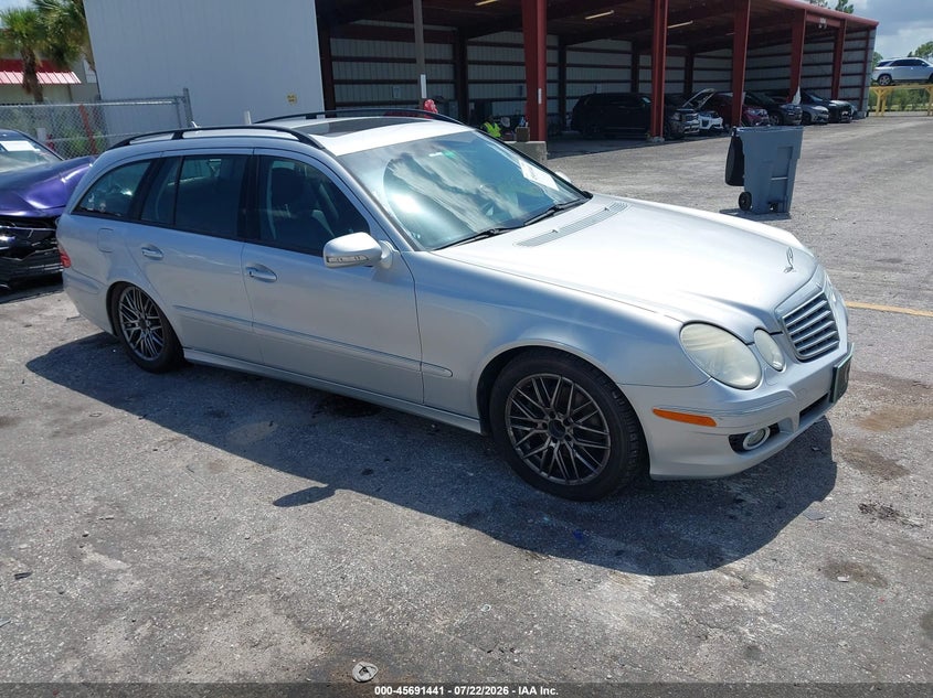 2009 Mercedes-benz E-class VIN WDBUH87X19B419731 IAAI salvage auction — NORMAL WEAR, Clear (Michigan), sold $425 on 2026-08-24 (photo 1)