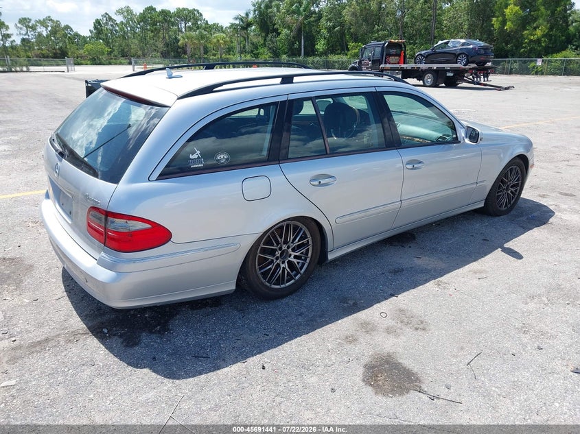 2009 Mercedes-benz E-class VIN WDBUH87X19B419731 IAAI salvage auction — NORMAL WEAR, Clear (Michigan), sold $425 on 2026-08-24 (photo 4)