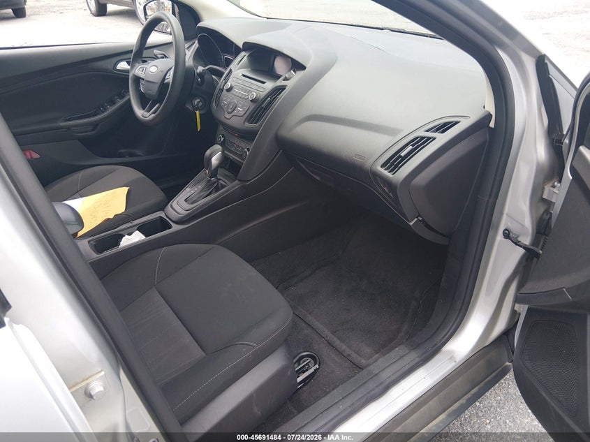 2017 Ford Focus VIN 1FADP3F23HL300672 IAAI salvage auction — NORMAL WEAR, Sf97 (Maryland), sold $7,300 on 2026-08-18 (photo 5)