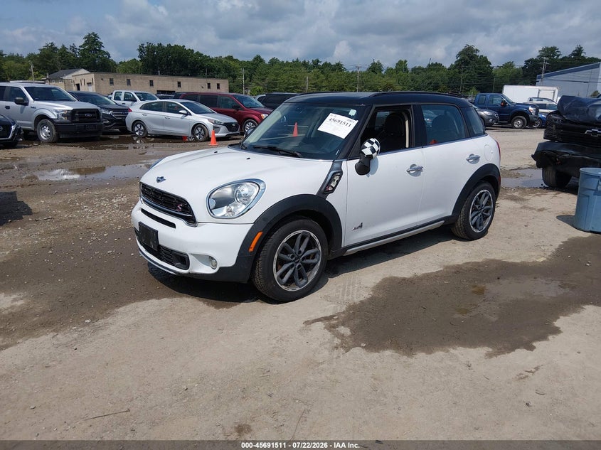 2015 Mini Countryman VIN WMWZC5C56FWP42182 IAAI salvage auction — NORMAL WEAR, Clear (Massachusetts), sold $25 on 2026-07-29 (photo 2)