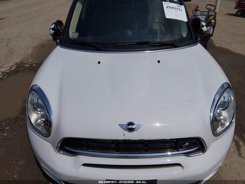 2015 Mini Countryman VIN WMWZC5C56FWP42182 IAAI salvage auction — NORMAL WEAR, Clear (Massachusetts), sold $25 on 2026-07-29 (photo 6)