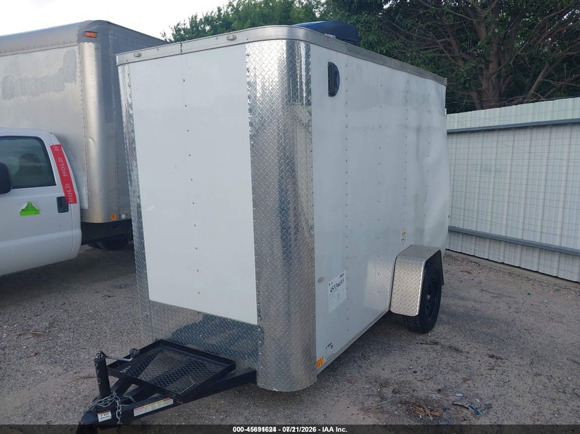 2023 Cargo Craft VIN 4D6EB1014PC064770 IAAI salvage auction — REAR END, Salvage (Texas), sold $25 on 2026-07-27 (photo 2)