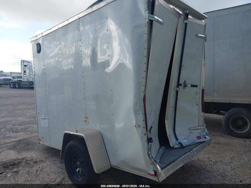 2023 Cargo Craft VIN 4D6EB1014PC064770 IAAI salvage auction — REAR END, Salvage (Texas), sold $25 on 2026-07-27 (photo 3)