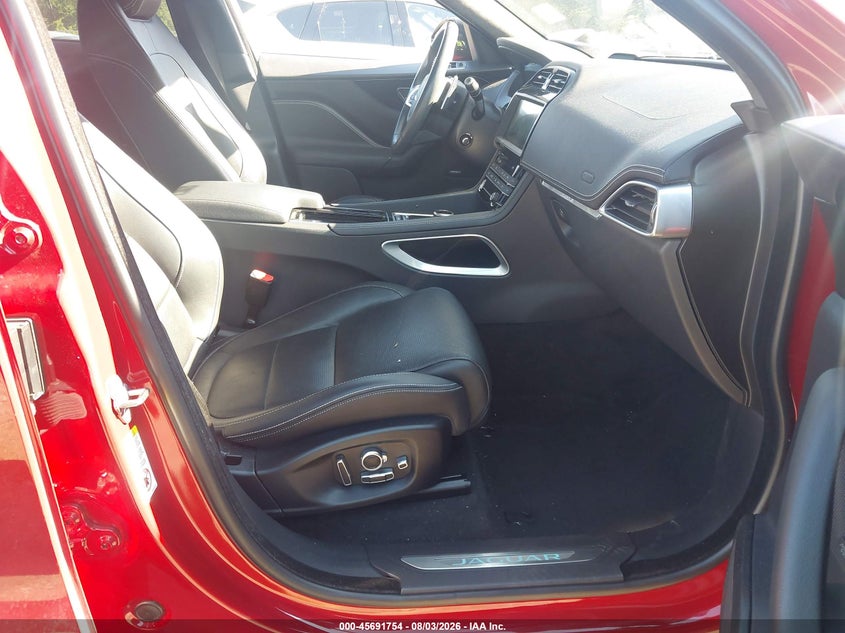2020 Jaguar F-pace VIN SADCM2FVXLA620566 IAAI salvage auction — FRONT END, Salvage (Georgia), sold $10,200 on 2026-09-02 (photo 5)
