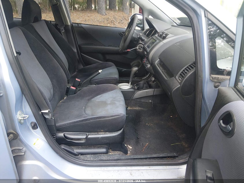2008 Honda Fit VIN JHMGD38438S002352 IAAI salvage auction — NORMAL WEAR, Clear (Virginia), sold $300 on 2026-07-28 (photo 5)