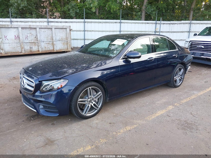 2019 Mercedes-benz E-klasse VIN WDDZF4KBXKA674557 IAAI salvage auction — REAR END, Salvage Title, sold $12,700 on 2026-08-17 (photo 2)