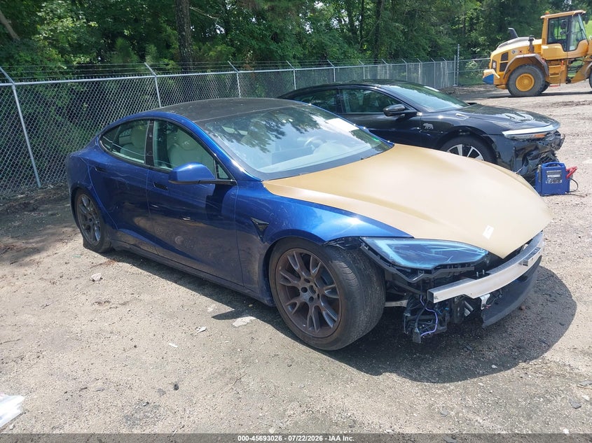 2023 Tesla Model s VIN 5YJSA1E52PF513097 IAAI salvage auction — FRONT END, Salvage Title, sold $16,800 on 2026-08-19 (photo 1)