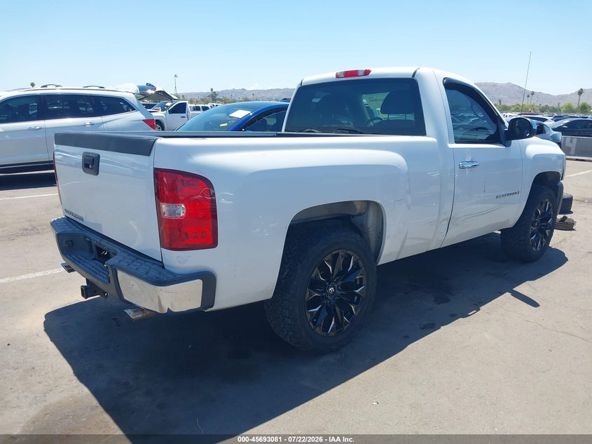 2007 Chevrolet Silverado 1500 VIN 1GCEC14C47Z580463 IAAI salvage auction — LEFT & RIGHT, Salvage (Arizona), sold $2,700 on 2026-08-03 (photo 4)
