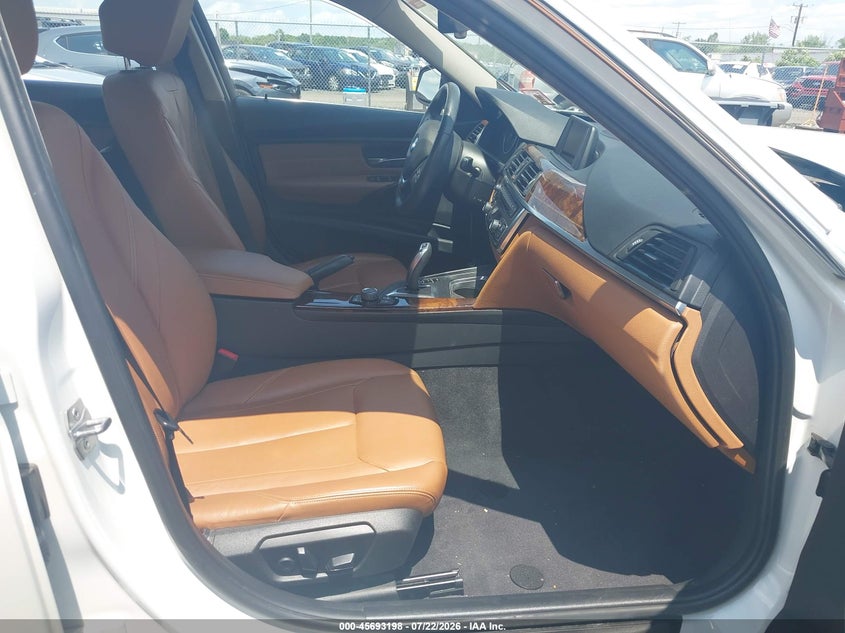 2014 BMW 3er VIN WBA3B5C59EP540681 IAAI salvage auction — FRONT END, Salvage Title, sold $2,325 on 2026-08-10 (photo 5)