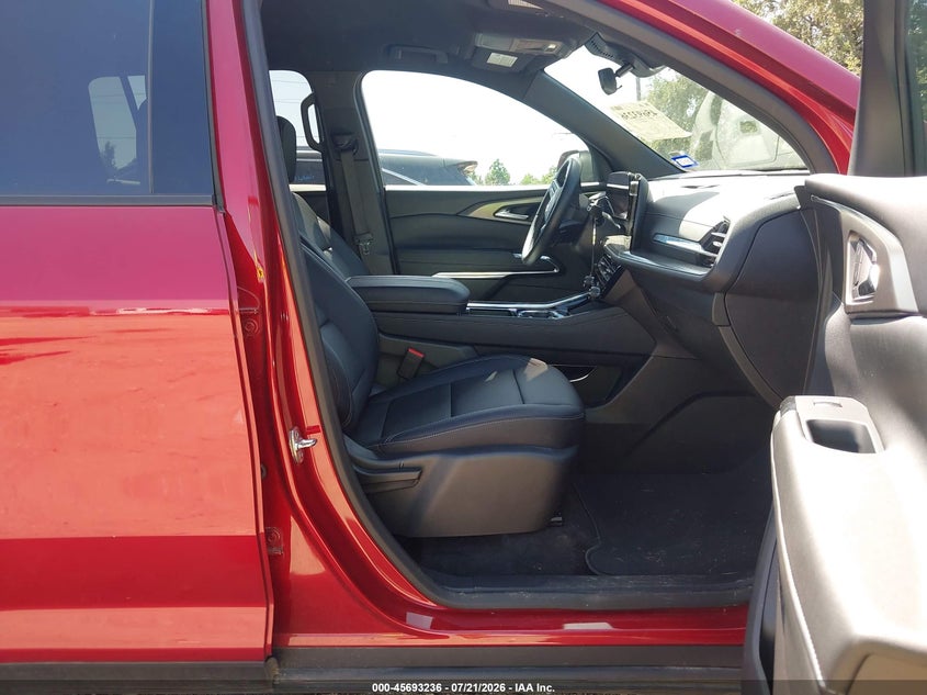 2026 Chevrolet Traverse VIN 1GNERGKS9TJ164534 IAAI salvage auction — RIGHT SIDE, Salvage Title, sold $27,000 on 2026-07-30 (photo 5)