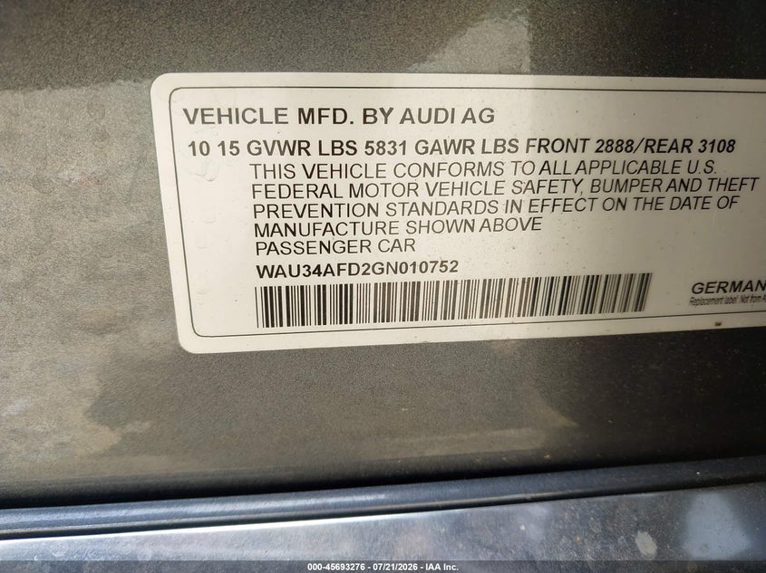 2016 Audi A8 VIN WAU34AFD2GN010752 IAAI salvage auction — NORMAL WEAR, Clear (Virginia), sold $1,050 on 2026-07-27 (photo 9)