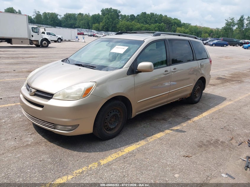 2005 Toyota Sienna VIN 5TDZA22C95S385070 IAAI salvage auction — NORMAL WEAR, Clear (Michigan), sold $675 on 2026-08-01 (photo 2)