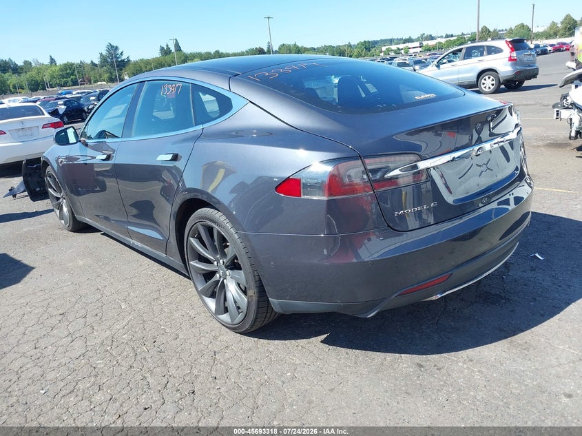 2016 Tesla Model s VIN 5YJSA1E21GF133917 IAAI salvage auction — FRONT END, Salvage Title, sold $4,125 on 2026-10-12 (photo 3)