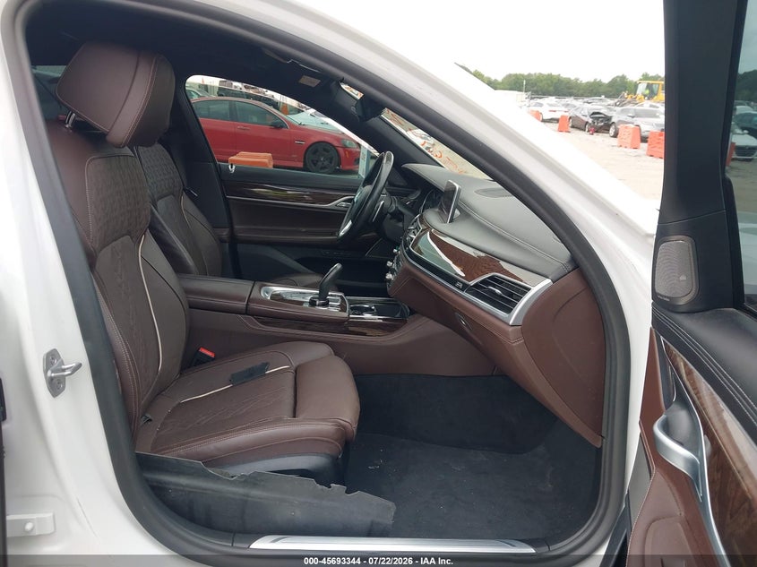 2019 BMW 7er VIN WBA7E2C59KB454920 IAAI salvage auction — FRONT END, Wait Title, sold $10,250 on 2026-10-07 (photo 5)