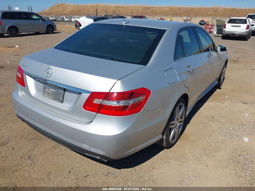 2010 Mercedes-benz E-class VIN WDDHF7CB0AA215838 IAAI salvage auction — NORMAL WEAR, Clear - Dealer Only (California), sold $600 on 2026-08-05 (photo 4)