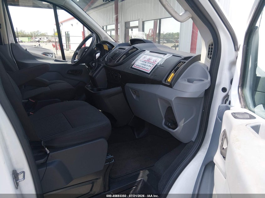 2018 Ford Transit-350 VIN 1FBZX2ZM6JKB42724 IAAI salvage auction — NORMAL WEAR, Sf97 (Washington), sold $15,100 on 2026-09-03 (photo 5)