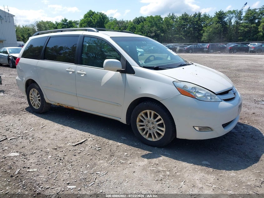 2007 Toyota Sienna VIN 5TDBK22C27S003933 IAAI salvage auction — NORMAL WEAR, Clear (New York), sold $25 on 2026-07-28 (photo 1)