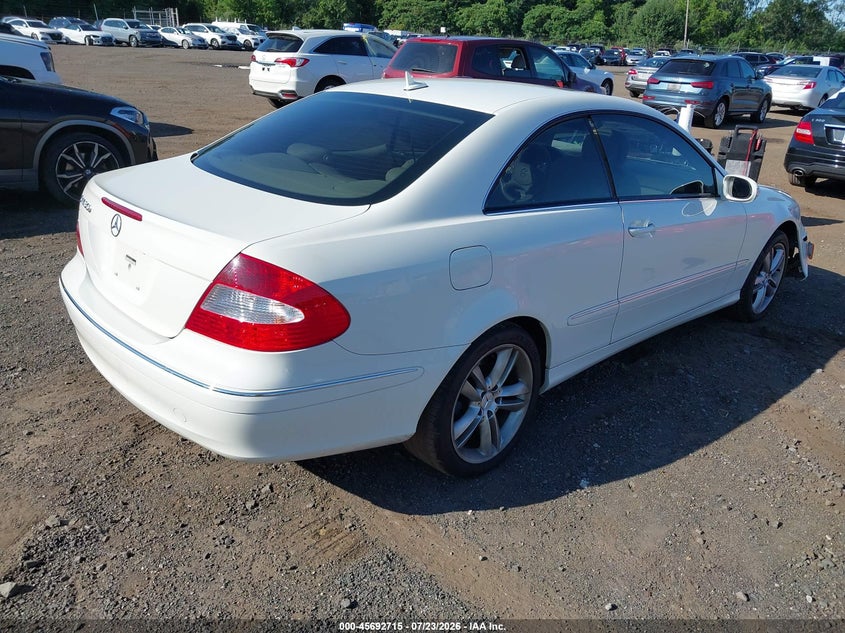 2007 Mercedes-benz Clk-class VIN WDBTJ56H57F208532 IAAI salvage auction — FRONT END, Salvage (Idaho), sold $450 on 2026-08-12 (photo 4)