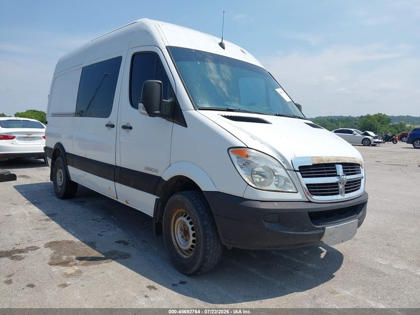 2007 Dodge Sprinter VIN WD0PE745075195794 IAAI salvage auction — LEFT FRONT, Salvage (Missouri), sold $800 on 2026-08-20 (photo 1)