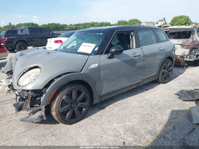 2016 Mini Clubman VIN WMWLN9C56G2E47831 IAAI salvage auction — FRONT END, Wait Title, sold $200 on 2026-08-13 (photo 2)