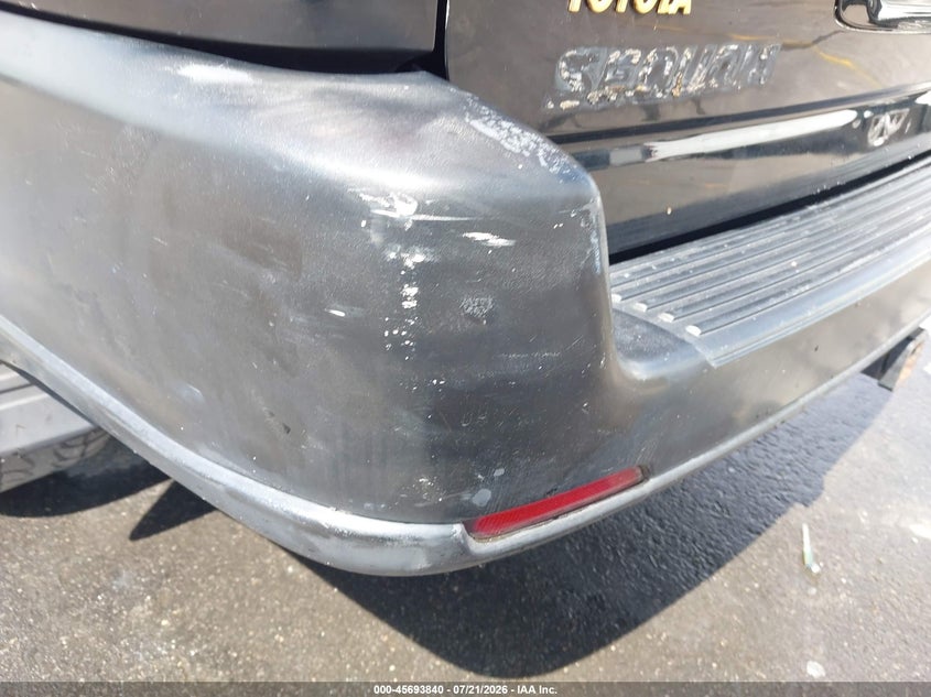 2001 Toyota Sequoia VIN 5TDZT38A11S033181 IAAI salvage auction — NORMAL WEAR, Clear (Georgia), sold $25 on 2026-07-29 (photo 6)