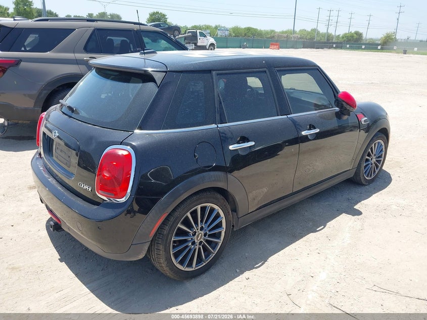 2016 Mini Hardtop VIN WMWXU1C55G2D09882 IAAI salvage auction — FRONT END, Original (Texas), sold $1,000 on 2026-08-03 (photo 4)