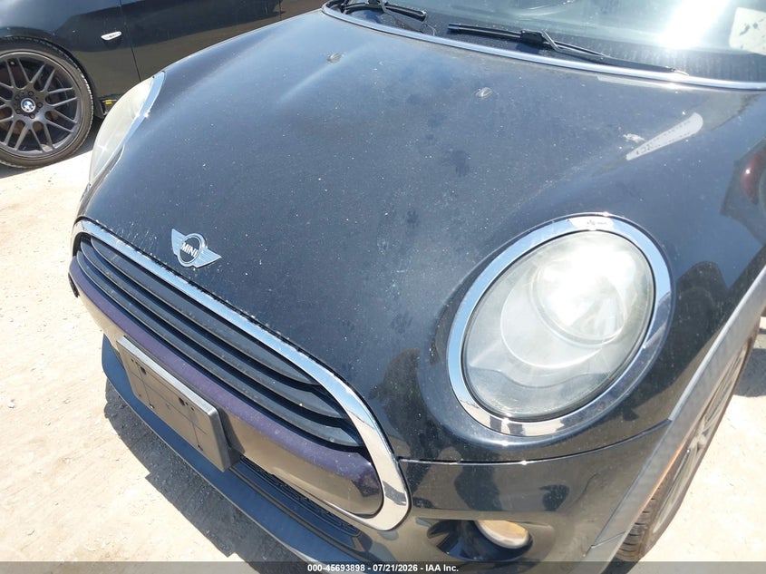 2016 Mini Hardtop VIN WMWXU1C55G2D09882 IAAI salvage auction — FRONT END, Original (Texas), sold $1,000 on 2026-08-03 (photo 6)
