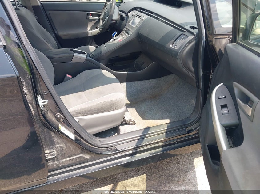 2014 Toyota Prius VIN JTDKN3DU5E1798280 IAAI salvage auction — NORMAL WEAR, Clear (Illinois), sold $1,150 on 2026-07-29 (photo 5)