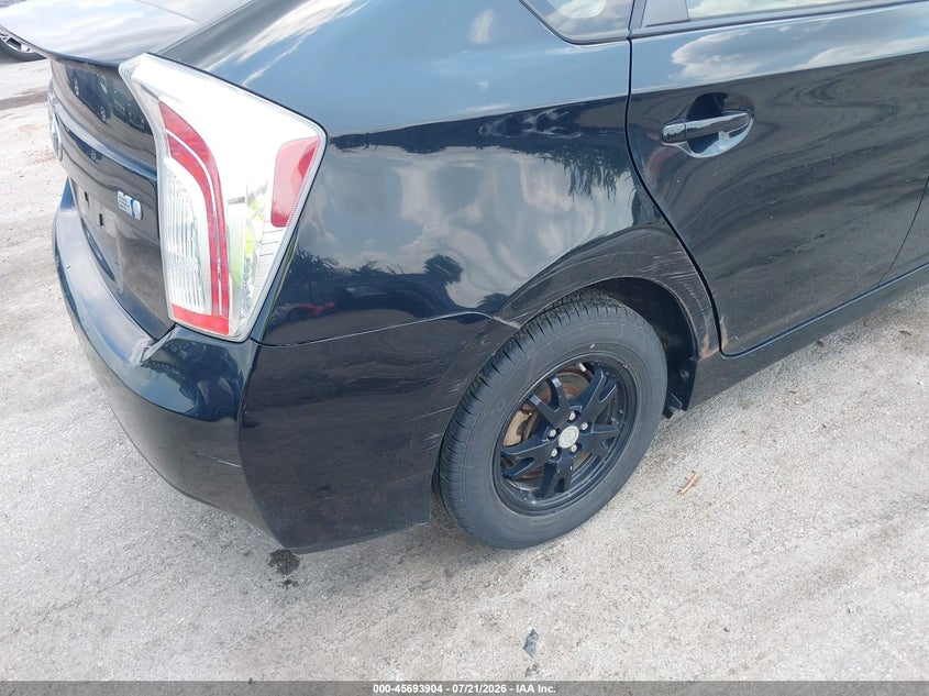 2014 Toyota Prius VIN JTDKN3DU5E1798280 IAAI salvage auction — NORMAL WEAR, Clear (Illinois), sold $1,150 on 2026-07-29 (photo 6)