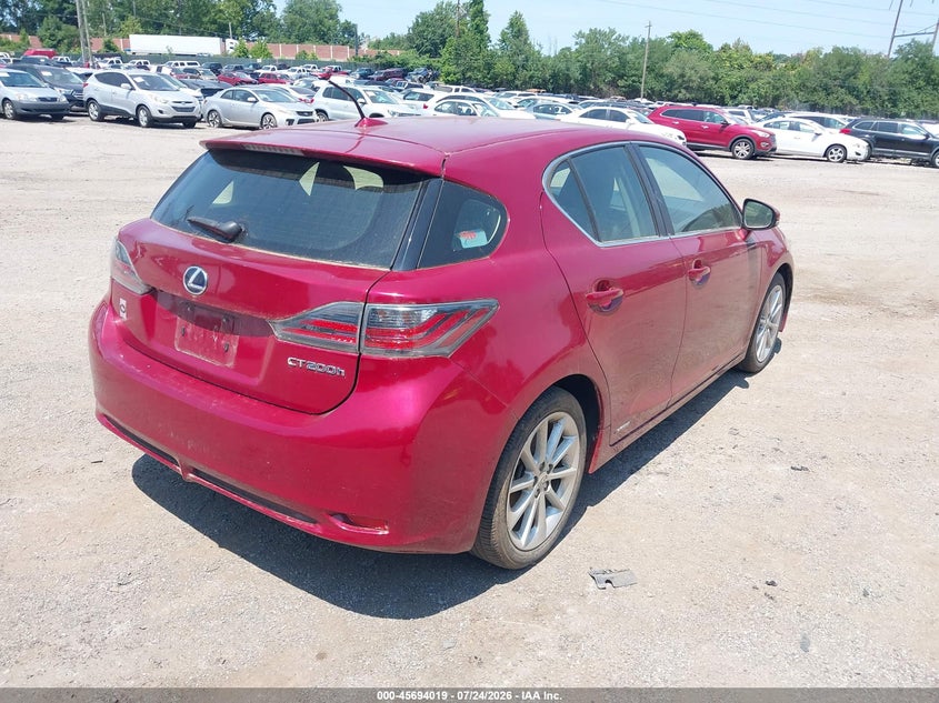 2012 Lexus Ct VIN JTHKD5BH0C2120871 IAAI salvage auction — NORMAL WEAR, Clear (Pennsylvania), sold $25 on 2026-07-31 (photo 4)
