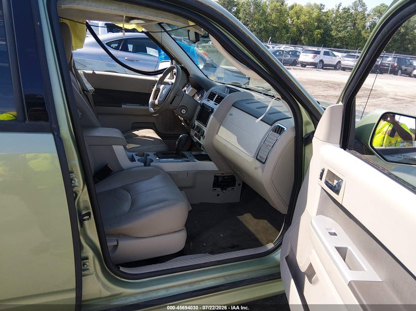 2009 Mercury Mariner VIN 4M2CU977X9KJ24510 IAAI salvage auction — SIDE, Clear (Virginia), sold $550 on 2026-09-06 (photo 5)