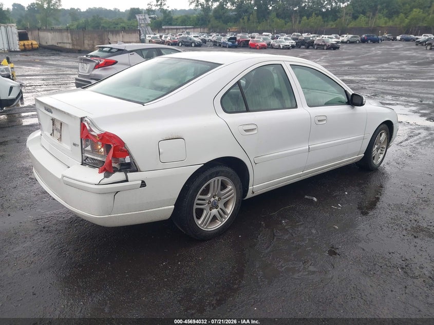 2007 Volvo S60 VIN YV1RS592872614239 IAAI salvage auction — NORMAL WEAR, Clear (Pennsylvania), sold $125 on 2026-07-28 (photo 4)