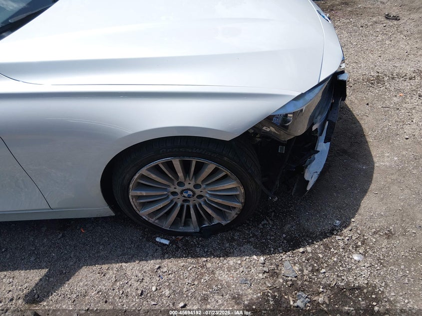 2014 BMW 3er VIN WBA3B5C55EP541021 IAAI salvage auction — RIGHT FRONT, Wait Title, sold $1,750 on 2026-08-11 (photo 6)
