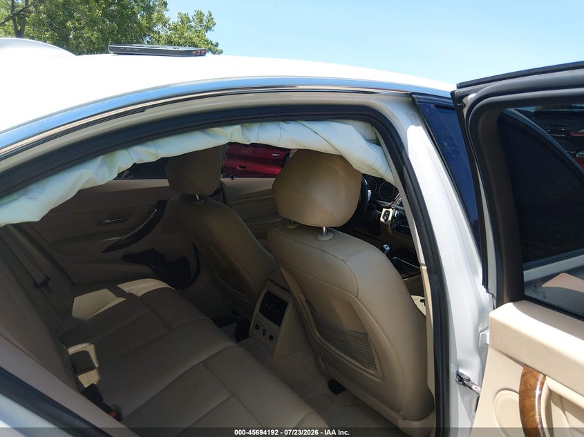 2014 BMW 3er VIN WBA3B5C55EP541021 IAAI salvage auction — RIGHT FRONT, Wait Title, sold $1,750 on 2026-08-11 (photo 8)