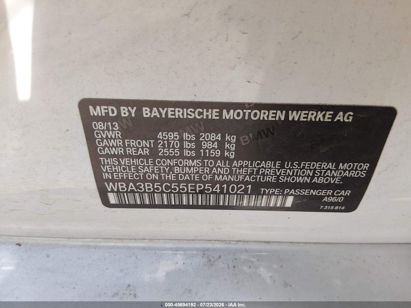 2014 BMW 3er VIN WBA3B5C55EP541021 IAAI salvage auction — RIGHT FRONT, Wait Title, sold $1,750 on 2026-08-11 (photo 9)