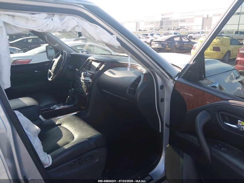 2018 Infiniti Qx80 VIN JN8AZ2ND4J9840267 IAAI salvage auction — RIGHT SIDE, Salvage Title, sold $8,000 on 2026-08-18 (photo 5)