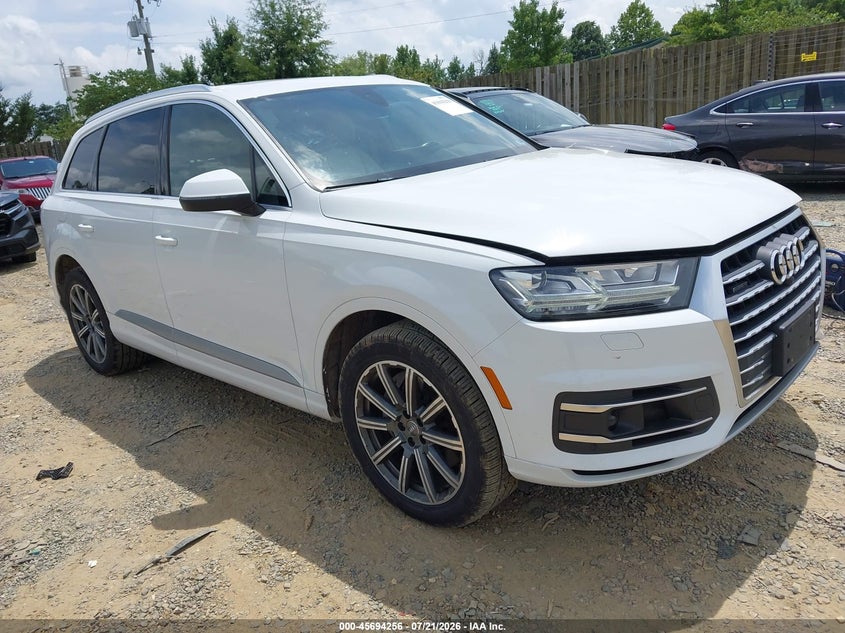 2017 Audi Q7 VIN WA1LAAF76HD050372 IAAI salvage auction — NORMAL WEAR, Clear (Virginia), sold $3,550 on 2026-07-27 (photo 1)