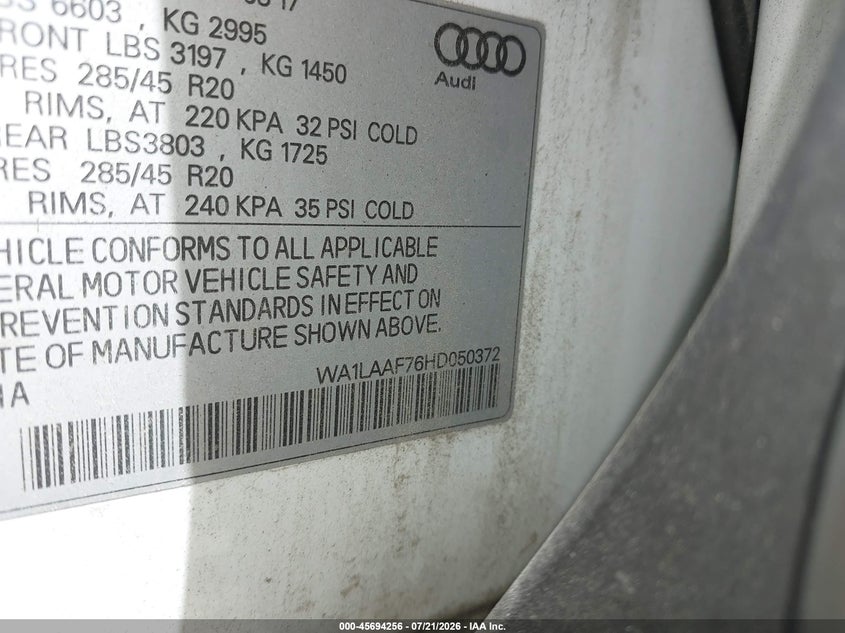 2017 Audi Q7 VIN WA1LAAF76HD050372 IAAI salvage auction — NORMAL WEAR, Clear (Virginia), sold $3,550 on 2026-07-27 (photo 9)