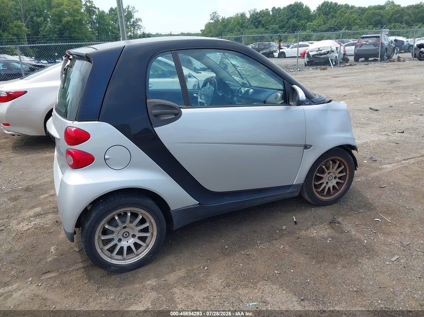 2011 Smart Fortwo VIN WMEEJ3BA4BK439964 IAAI salvage auction — FRONT END, Clear (Virginia), sold $700 on 2026-08-31 (photo 4)