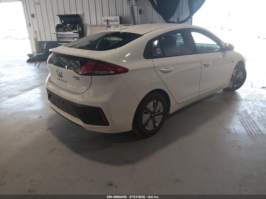 2020 Hyundai Ioniq hybrid VIN KMHC65LC8LU220283 IAAI salvage auction — NORMAL WEAR, Sf97 (Texas), sold $8,900 on 2026-09-01 (photo 4)