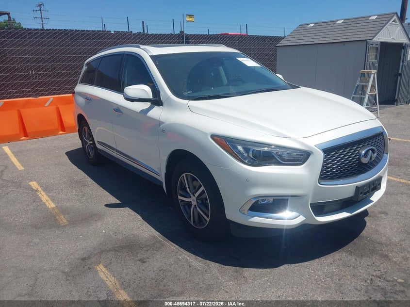 2020 Infiniti Qx60 VIN 5N1DL0MN7LC541995 IAAI salvage auction — SIDE, Wait Title, sold $4,450 on 2026-08-03 (photo 1)