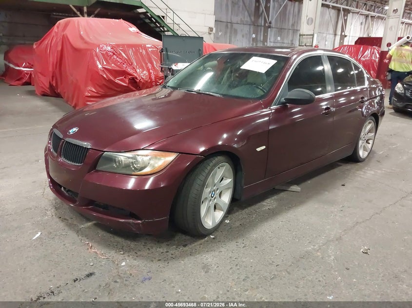 2008 BMW 3 series VIN WBAVB73598VH25224 IAAI salvage auction — FRONT & REAR, Clear (Oregon), sold $525 on 2026-07-30 (photo 2)