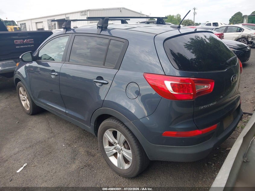 2013 Kia Sportage VIN KNDPBCA21D7423516 IAAI salvage auction — NORMAL WEAR, Clear (North Carolina), sold $475 on 2026-07-23 (photo 3)