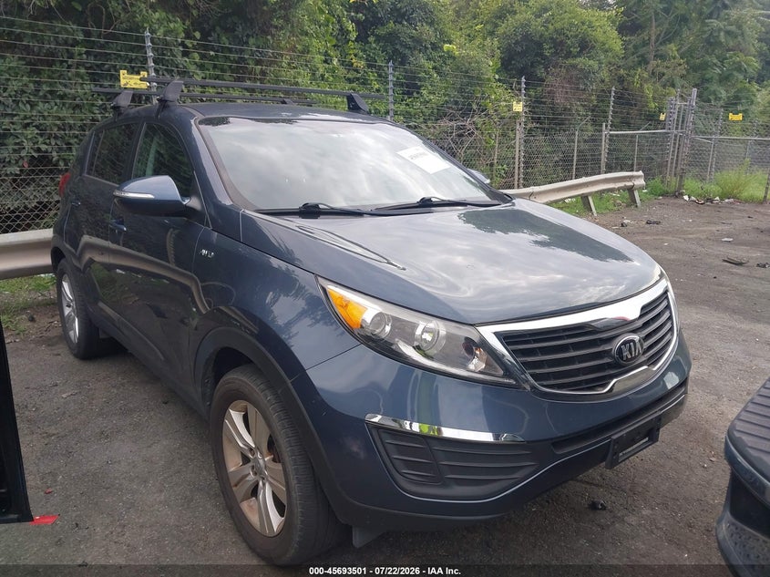 2013 Kia Sportage VIN KNDPBCA21D7423516 IAAI salvage auction — NORMAL WEAR, Clear (North Carolina), sold $475 on 2026-07-23 (photo 6)
